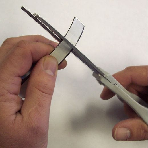 1/2" x 30" Ceramic Magnetic Tape
