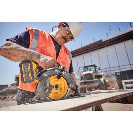 Flexvolt 60V Max Brushless 7-1/4" Circular Saw With Brake (T