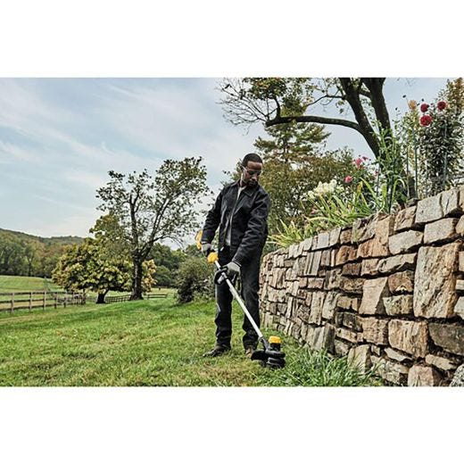 Dewalt 20V Max* 13 In. Cordless String Trimmer Kit 4.0Ah