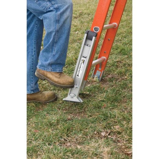 Featherlite Ladder Leveler