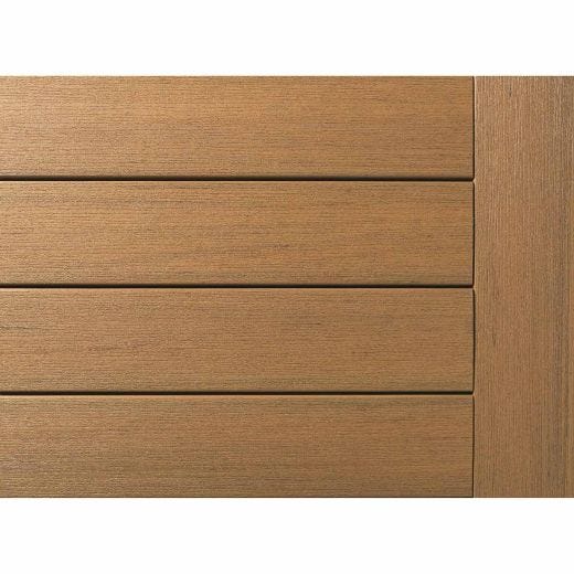 Contremarche en composite noix de coco Timbertech