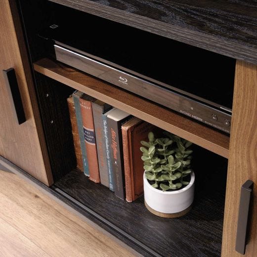 Canton Lane Ent Credenza Grand Walnut