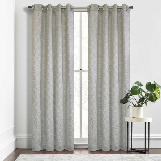 52" x 84" Organa Textured Geo Jacquard Grommet-Silver Grey