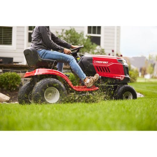 Bronco 42" 17.5 HP Briggs & Stratton Lawn Tractor