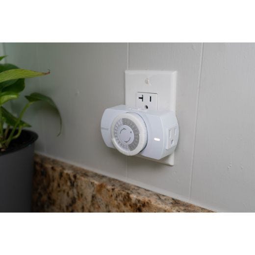 Indoor 24-Hour Heavy Duty Mechanical Timer, 1 Grounded Outle