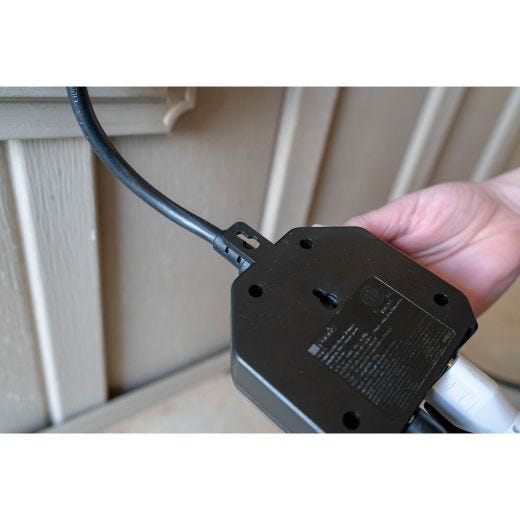 Yellow Jacket 6 Outlet 6 Ft Workshop Power Strip