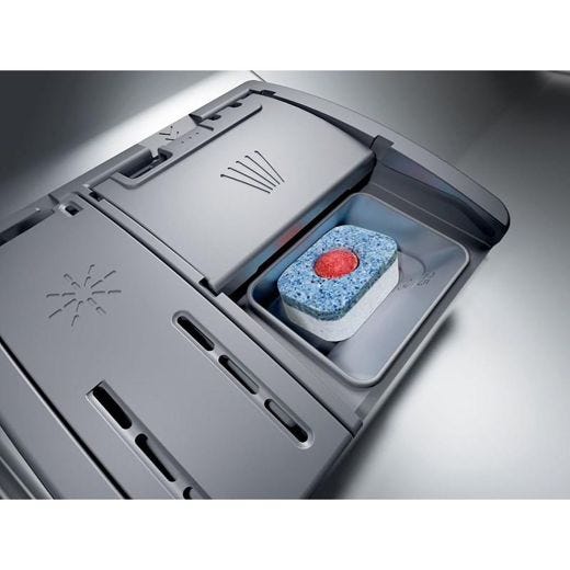 24-inch Built-in Dishwasher with CrystalDry™ Technology