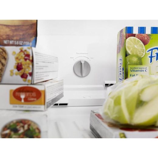 28" 17.6 cu.ft. Top Freezer Refrigerator