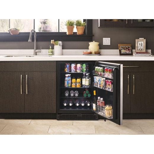 23" 5.1 cu. ft. Undercounter Refrigerator
