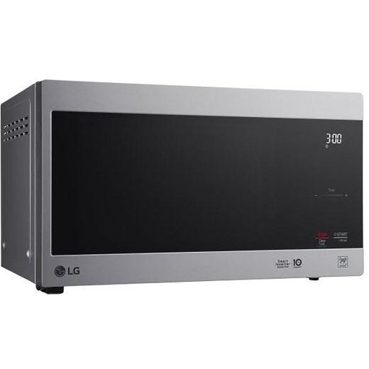 0.9 Cu. Ft. Microwave with Smart Inverter- Stainless Steel