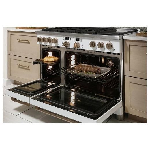 48" 8.25 cu. Ft. Smart Dual-Fuel Commercial Range