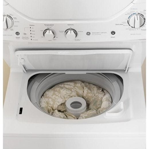 Stacked Washer/Dryer Gas Laundry Center 24"