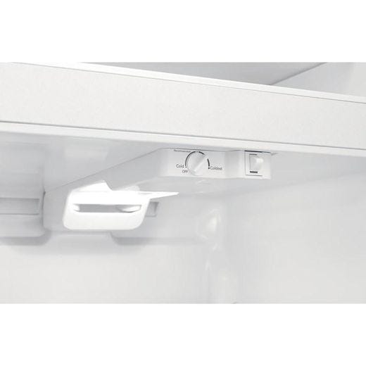 30" 18.3 cu.ft. Top Freezer Refrigerator w/ LED Lighting