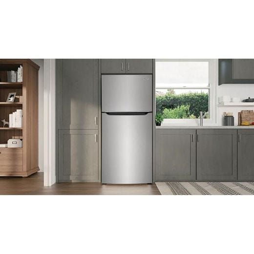 30" 20 cu.ft. Top Freezer Refrigerator with LED Lighting