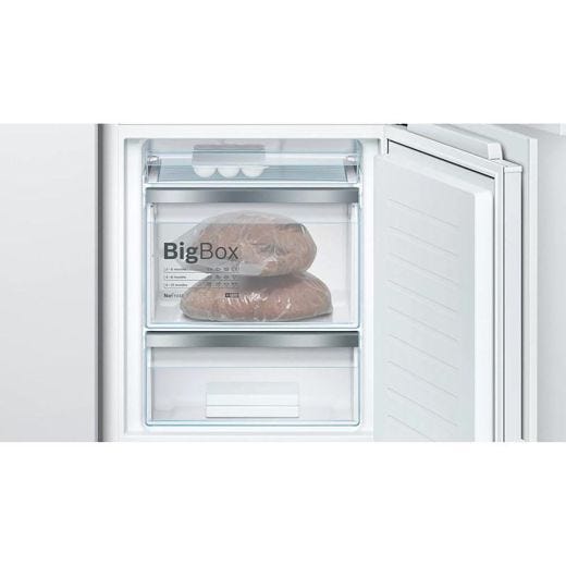 24" 5.8 cu.ft. Bottom Freezer Refrigerator
