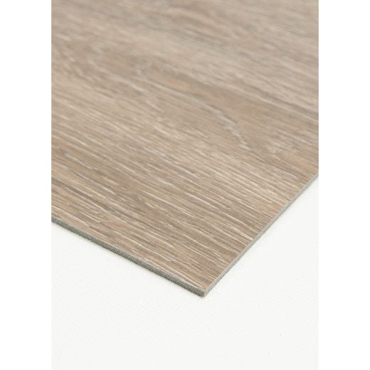 Plancher autocollant chêne naturel 6"x36" 2mm 10,5 pi²/boîte