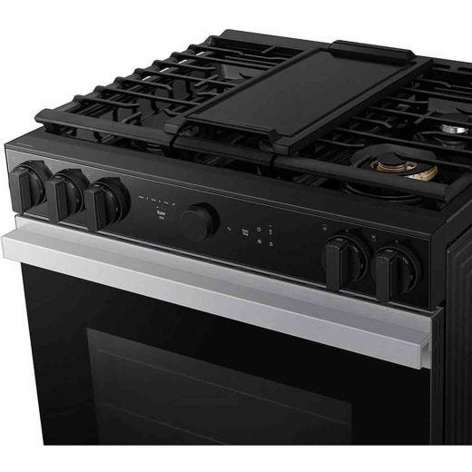 6.0 cu. ft. Bespoke Smart Slide-In Gas Range