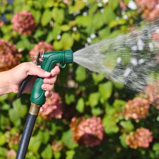 Insulated Nozzle with Threaded Front And Cover