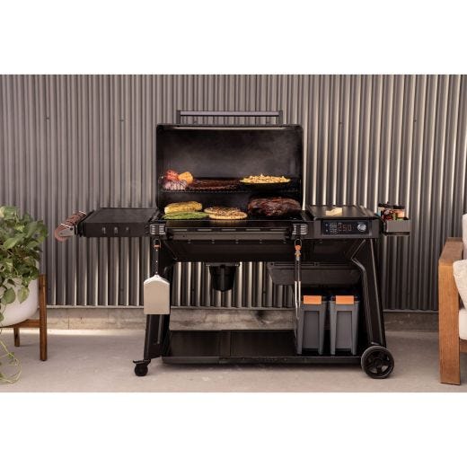 Woodridge Pro Pellet Grill