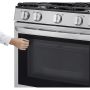 30-inch Freestanding Gas Range with True Convection Technolo