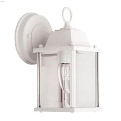 (1) Lamp A 100 Watt White Outdoor Lantern