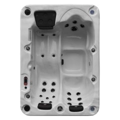 Montreal Plug And Play Hot Tub