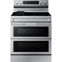30" Freestanding Electric Range with Flex Duo™