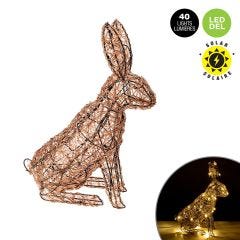 Sculpture de lapin avec lumières solaires